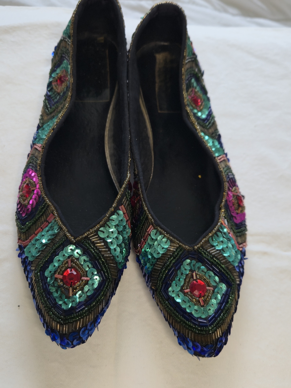 Vintage Punjabi Jutti Khussa Sequin Beaded Flats Black Red Jewel Indian Ethnic 7